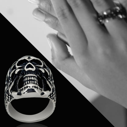 Rose Decorated Steel Claws Grasping  Black Skull Stainless Steel Casting Rings